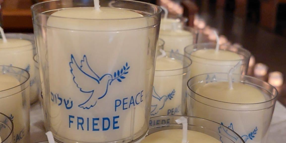 Friedensandacht (c) Manuela Guthörl Friedensandacht
